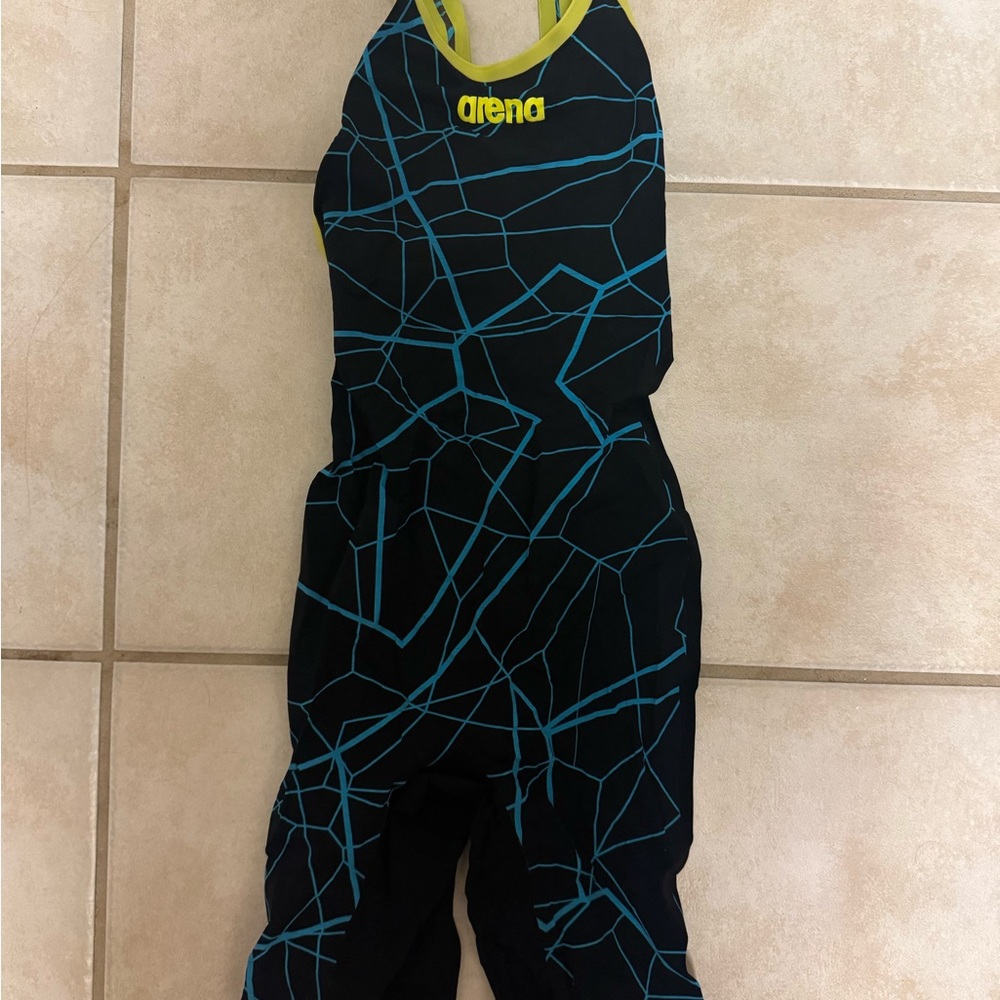 Arena Powerskin Carbon Air Open Back Kneeskin